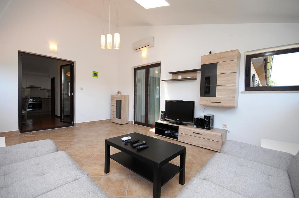 Apartament Vv Pula Habitación foto
